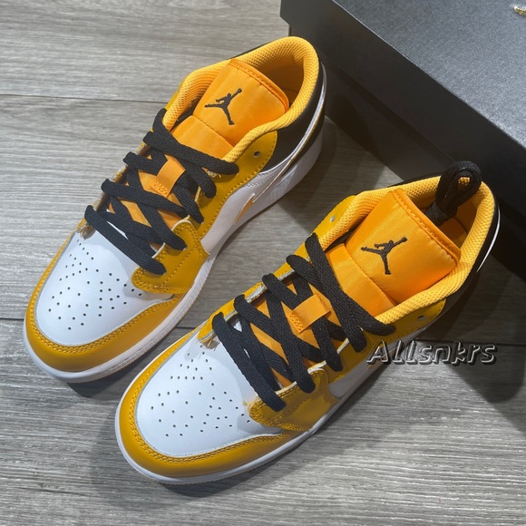 Air Jordan 1 Low GS TAXI 🚕 Shoes Sneakers - Picture 5 of 10